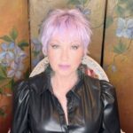 Cyndi Lauper Instagram - Today, I join the #NotAloneChallenge to remind everyone that you’re #NotAlone over the holidays. We’re raising awareness and funds to provide free mental health resources for everyone. No one should have to struggle in silence. As such, I’m challenging all of you to help spread the word. Go to notalonechallenge.org for mental health resources and to bid on auction items to support @inspiringchildren @notalonechallenge and @jewel in their mission to democratize wellness. #InspiringChildren #inspiringchildrenfoundation #notaloneauction #mentalhealth