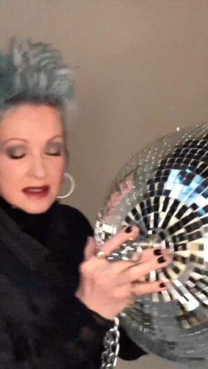 Cyndi Lauper Instagram - TFW #BillyPorter’s tour kicks off tomorrow! If you haven’t gotten your tickets yet, do it now. I’ve seen the rehearsals and you are not going to want to miss this concert! 

Billy - I am so happy for you! Break a leg, my dear friend. And enjoy every moment! 🎶👨🏾‍🎤🪩
