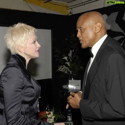 Cyndi Lauper Instagram - #HarryBelafonte had a long legacy of artistic excellence and activism. Watching what he did for the Freedom Riders along with Sidney Poitier when I was a kid was heroic and inspiring. Laws can change and music and the arts can bring to light so many events that people don’t even know are going on. I felt privileged whenever I spoke with him. 🙏 Photo: @garyandrewgershoff