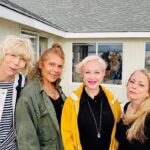 Cyndi Lauper Instagram - “…true friends will leave footprints in your heart." - Eleanor Roosevelt Happy National #GirlfriendsDay 💕