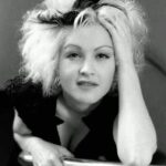 Cyndi Lauper Instagram - Hi