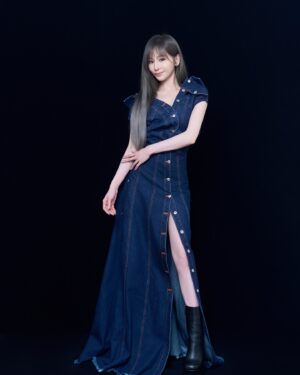 Cyndi Wang Instagram - 謝謝所有參與《BITE BACK》的夥伴們，謝謝所有喜歡、支持這張專輯的你們💕
我會繼續認真做音樂，盡情享受每一個舞台。
滿滿的愛🫶🏻