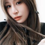 Cyndi Wang Instagram - 昨天在棗莊的我🖤 💄： @emilyliu1118 💇🏻‍♀️： @vast.hairsunny #王心凌 #CyndiWang