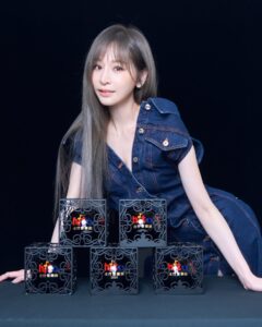 Cyndi Wang Instagram - 謝謝所有參與《BITE BACK》的夥伴們，謝謝所有喜歡、支持這張專輯的你們💕 我會繼續認真做音樂，盡情享受每一個舞台。 滿滿的愛🫶🏻
