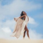 Cynthia Aparecida Instagram - olhos no céu pés na Terra