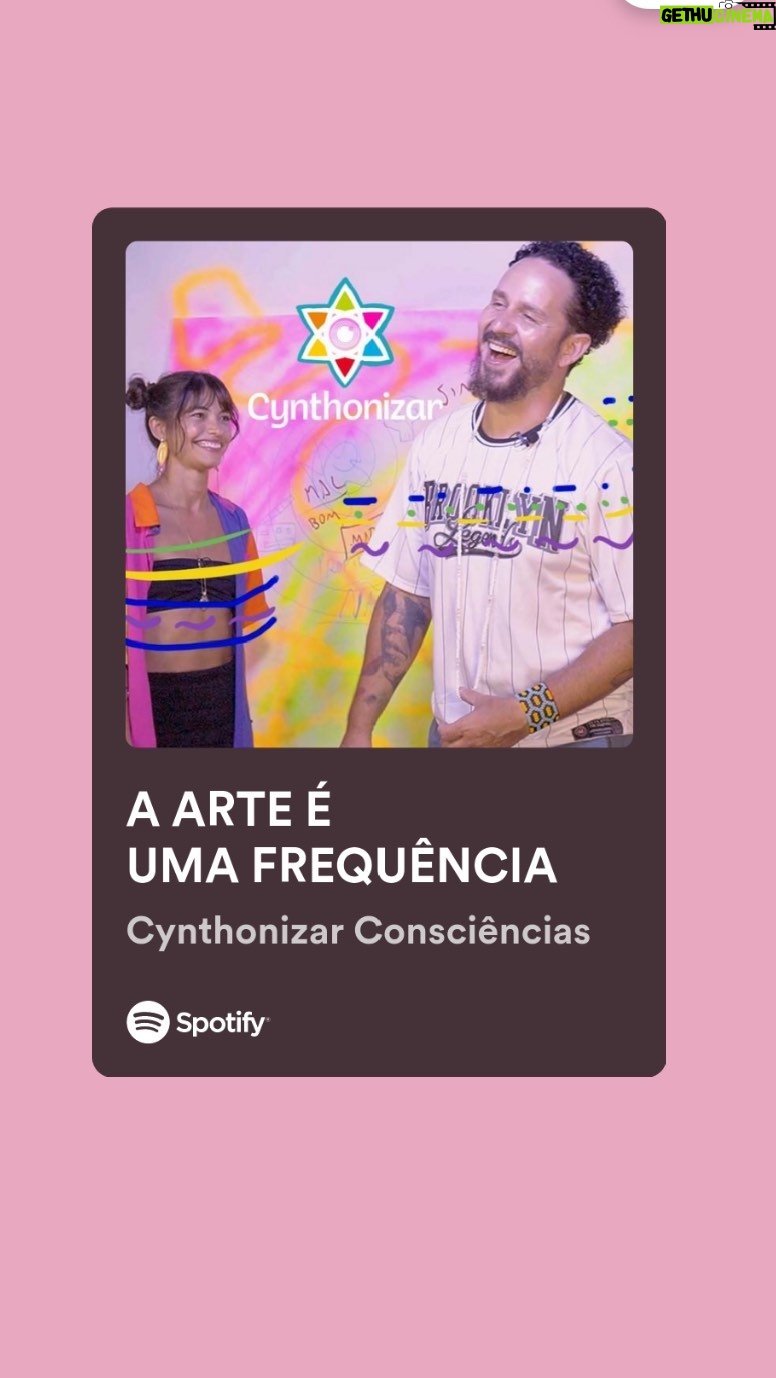 Cynthia Aparecida Instagram - Convidei o diretor de cinema mais premiado da atualidade para um papo cabeça sobre o mercado artístico no Brasil. Nessa conversa, ele nos compartilha os segredos da sua criatividade e genialidade aos construir personagens tão impactantes e desenhar narrativas que realmente penetram em nossos corações. Essa conversa possui VÁRIAS consciências e conselhos relevantes para qualquer artista que queira alcançar mais e mais pessoas através da sua arte. @alymuritiba não é só brilhante dirigindo filmes mas também é diretor da sua própria jornada de autoconhecimento,e com muita honestidade, abre os segredos de sua vulnerabilidade nesse podcast divertido e leve de ouvir. Será que a arte tem o poder de transformar o mundo? Vem ouvir essa conversa e desvendar a tua própria resposta. ME CONTA DEPOIS O QUE ACHOU? 😍🙏🏼 Por favor, clique em seguir no nosso canal e não deixe de avaliar com ⭐️⭐️⭐️⭐️⭐️ Veeeeeeeeeeemmmm ouvir!