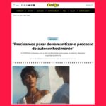 Cynthia Aparecida Instagram – (👉🏼Passa pro lado👉🏼) PRECISAMOS u-r-g-e-n-t-e PARAR DE ROMANTIZAR O AUTOCONHECIMENTO!!!! Link matéria completa nos stories.
——————————————————————-
🎨 PROCESSO CRIATIVO:

Toda a imagem e conceito construído para este ensaio veio diretamente do significado da palavra CYNTHIA.

▶️ Cinto é o nome de um monte na ilha de Delos, na Grécia, onde, segundo a lenda, os gêmeos Apolo (O Deus do Sol) e Ártemis (A Deusa da Lua) teriam nascido, crescido e formado seus clãs.

Sabia que no clã da Deusa Ártemis, toda guerreira era chamada por ✨KYNTHIA?✨, que também significava “Aquela que nasceu ou veio de Cintos”

Portanto….decidimos que o ARQUÉTIPO DESTE ENSAIO seria nada mais, nada menos, que: 

🏹💡Cynthia, que tem o mesmo significado que DEUSA ÁRTEMIS 💡🏹.

 📸 Que @lucaspinhel é o gênio da fotografia todo mundo sabe, mas nesse processo criativo que vivemos juntos, ele mostrou muito mais que genialidade. Ele mostrou sensibilidade e vulnerabilidade. É uma verdadeira arte clicar a essência de um ser recém-nascido.

🚧👷🏻‍♀️Construção da Deusa com a arte de @laylafoz e @pupindeleu / acessórios @callmelayla 💚

♥️ OBRIGADA @capricho por abrir espaço para conversas vulneráveis, necessárias e honestas, em uma matéria jovem, que poderia conter qualquer outro assunto mais atrativo do que mergulhar no processo de despertar a consciência com autorresponsabilidade.

Alguém mais por aí passando por um processo foooorte de autoconhecimento ?

Qual frase do carrossel mais te marcou?