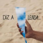 Cynthia Aparecida Instagram - Tenho um fascínio por estudar as diversas ciências, pseudo-ciências e filosofias disponíveis pro entendimento do ser. Entre centenas de ferramentas de autoconhecimento disponíveis, existe uma CIÊNCIA DO TEMPO DA NATUREZA muuuuito antiga chamada: LEI DO TEMPO. (conheci quando fiz mochilão por 7 meses no México em 2019) Ela diz que cada ser possui um KIN, que basicamente é a sua frequência energética na natureza. É como se fosse o “signo da sua frequência vibracional”. A minha frequência na terra é a do KIN 58. Prazer, sou seu espelho. 🪞🎈 Amanhã dia 16/04 é dia do ESPELHO no calendário mais antigo do mundo e por isso também é o lançamento do meu maior projeto este ano: O NOVO @cynthonizar !!! ATENÇÃO: aviso desde já que aquilo que vocês maaaaais pedem por aqui nos últimos 3 anos, finalmente vai acontecer. Será que você sabe do que eu to falando? 👀 AMANHÃ TEM MUITA NOVIDADE!!! Fica esperto que a fila pode ser curta… (quem estiver no meu canal vai poder acessar e se inscrever na aventura antes que todo mundo) Quem ficou curioso, escreve aqui embaixo “KIN” que eu envio o link pra você calcular e descobrir a sua identidade energética na terra. BORA SE CONHECER ?🌬️🌌✨ Fotógrafo e artista: @lucaspinhel