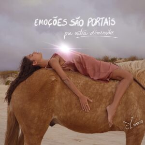 Cynthia Aparecida Instagram - O que você se torna quando assume o selvagem que é? 
PASSA PRO LADO 👉🏼

ideia de um seguidor   tarde criativa 🎨✨