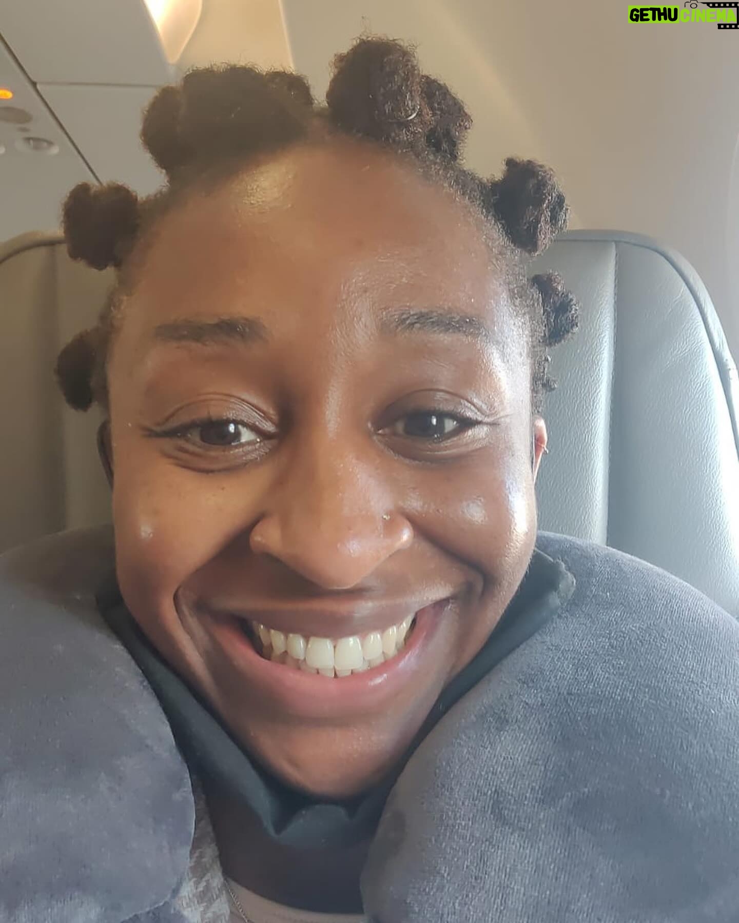 Cynthia Erivo Instagram - As some of you know, there is a splendid human being running around with the same face as me!!! And today is her birthday!!! Happy birthday @stephtoit you glorious beautiful being, I’m so glad to have you as my sister!!!!