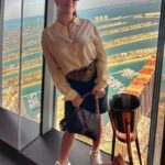 Cynthia Khalifeh Instagram – A lunch in the sky !😬🤗🫥
🍣🌮