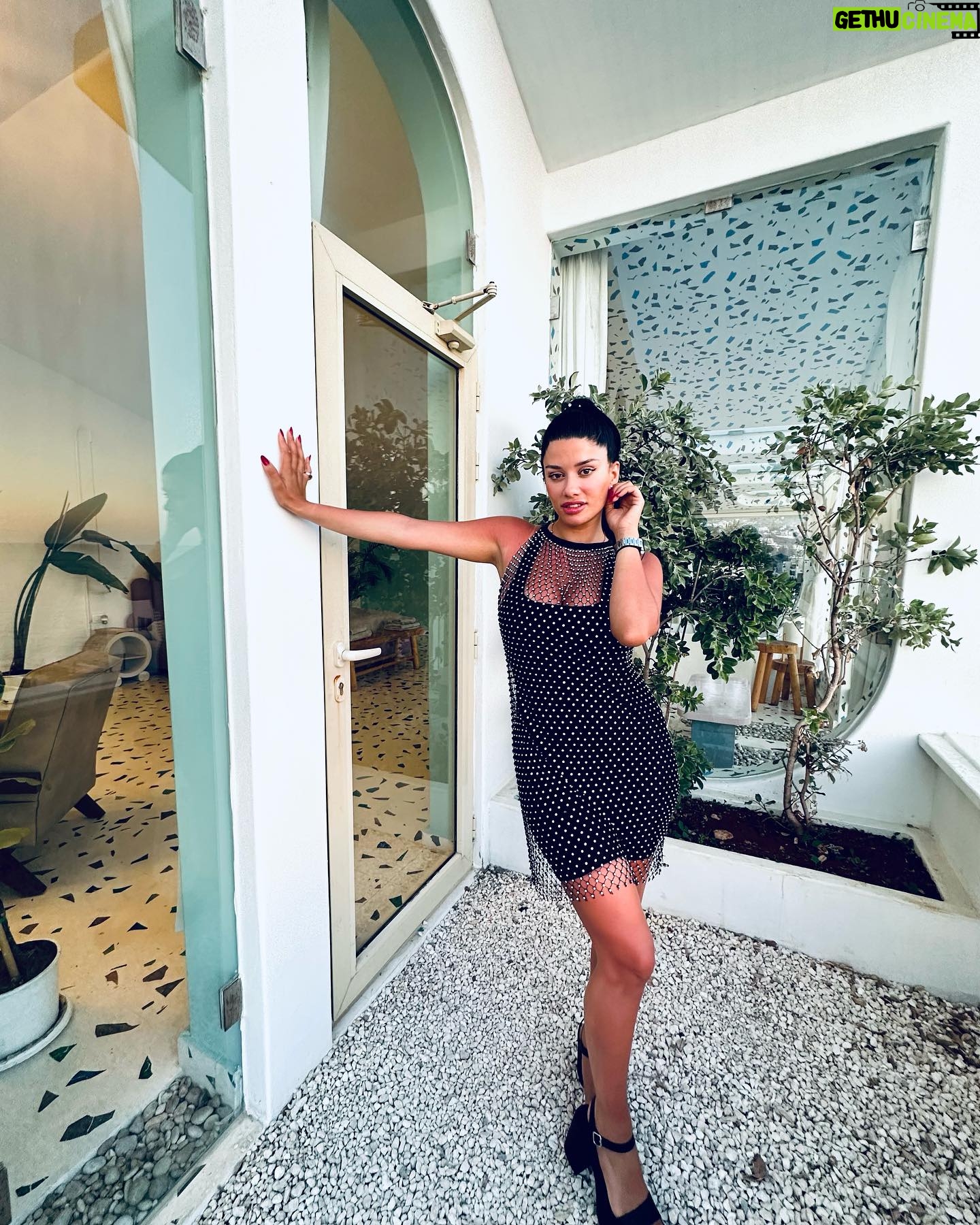 Cynthia Khalifeh Instagram - I keep discovering little gems in my city. So proud of my hometown friends! @loonshouses thank you ! Such a wonderful stay