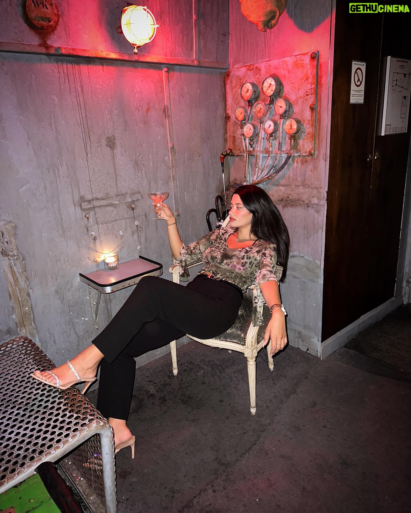 Cynthia Khalifeh Instagram - Bonsoir Paris ♨️