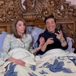 Cynthia Klitbo Instagram - Mi compadre @luismaganamex el único que me entrevista en la cama 😈🤪♥️