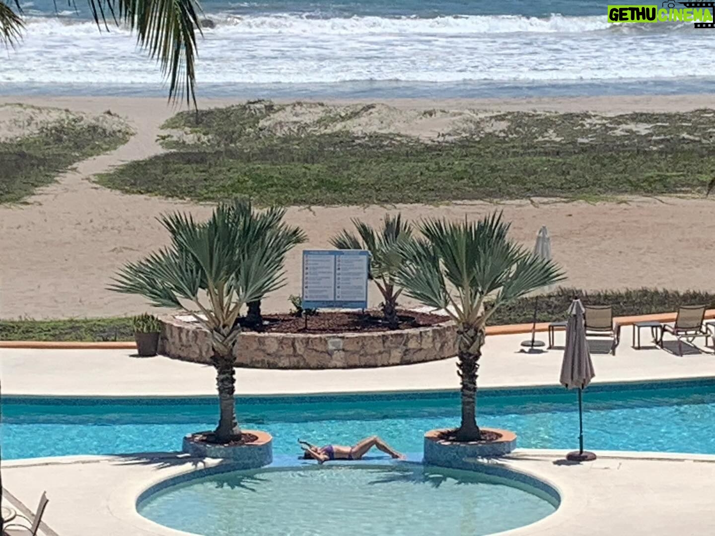 Cynthia Klitbo Instagram - En mi Mazatlán amado . Que rico llegar a casa después de tanto tiempo ❤️
