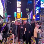 Cynthia Klitbo Instagram - Cumplí con mi promesa😍a mi hija @elisaklitbo_ @huicocheatv Feliz Año Nuevo 🎆 #new york #añonuevo #timesquare