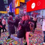 Cynthia Klitbo Instagram - Cumplí con mi promesa😍a mi hija @elisaklitbo_ @huicocheatv Feliz Año Nuevo 🎆 #new york #añonuevo #timesquare