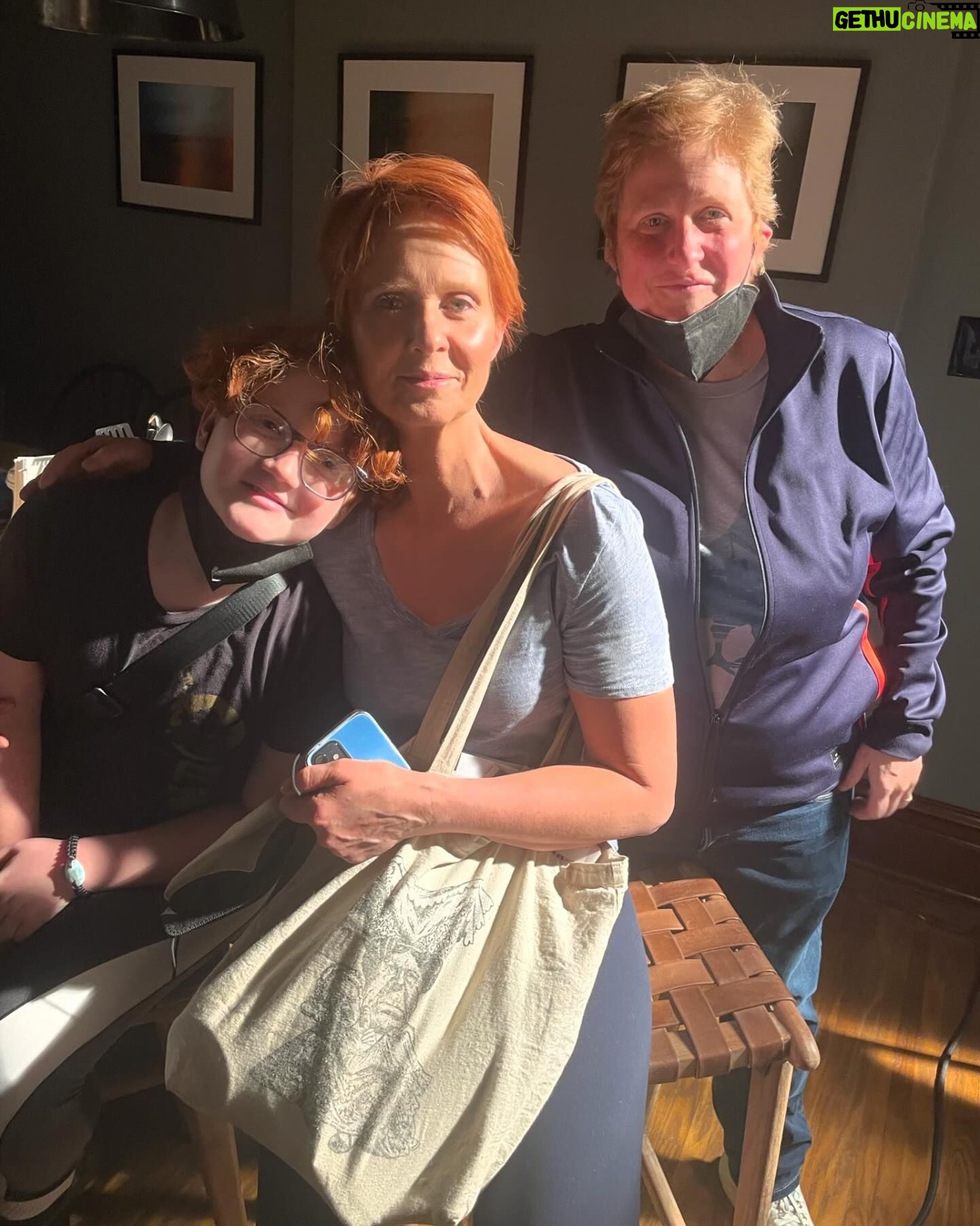 Cynthia Nixon Instagram - There are too many good #AndJustLikeThat photos to fit into one post!! Here are some more moments from the @justlikethatmax set this year. What fun we had… and cannot wait to get working on season three! ✨