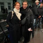 Cynthia Nixon Instagram - Hello from Vienna! 🇦🇹 We attended a performance of “Cabaret” at the @volksoper opera house and were floored! All of the actors were incredible, including @bettinamoench (Sally Bowles) and @ruth_brauer (the emcee) who we got to meet after the show. Danke!!