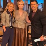 Cynthia Nixon Instagram - So fun to be back on @LiveKellyAndMark this morning and found out that @KellyRipa is a @gildedagehbo fan! 😘😘