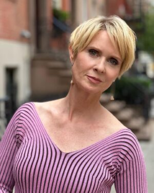 Cynthia Nixon Instagram - A little impromptu NYC sidewalk photo shoot this morning 💜