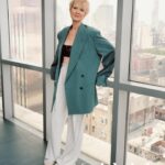 Cynthia Nixon Instagram - A wonderful time with The Sunday Times Style 💖 Read the @theststyle piece at the link in my Story! 📷: @pamela_hanson 🧥: @alicialombardini 👱: @rebekahforecast 💄: @stoj_makeupartist 💅: @nailcouturekk 📝: @lottejeffs