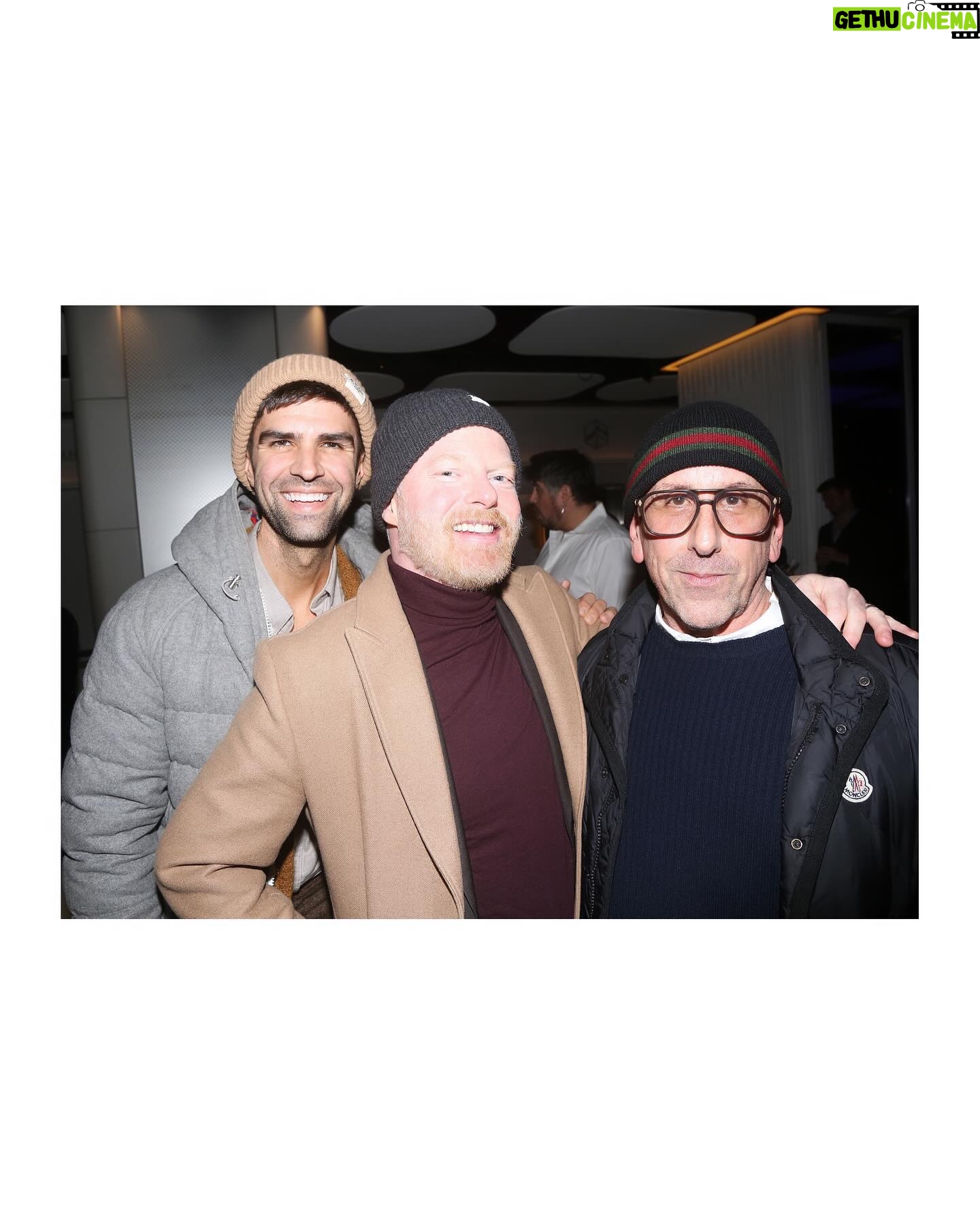 Cynthia Nixon Instagram - About last night...sharing some fun photos from the opening night of The Seven Year Disappear party 🎉 🥳 . Photo by Christine and Bruce Glikas @bruglikas @broadwaybruce_