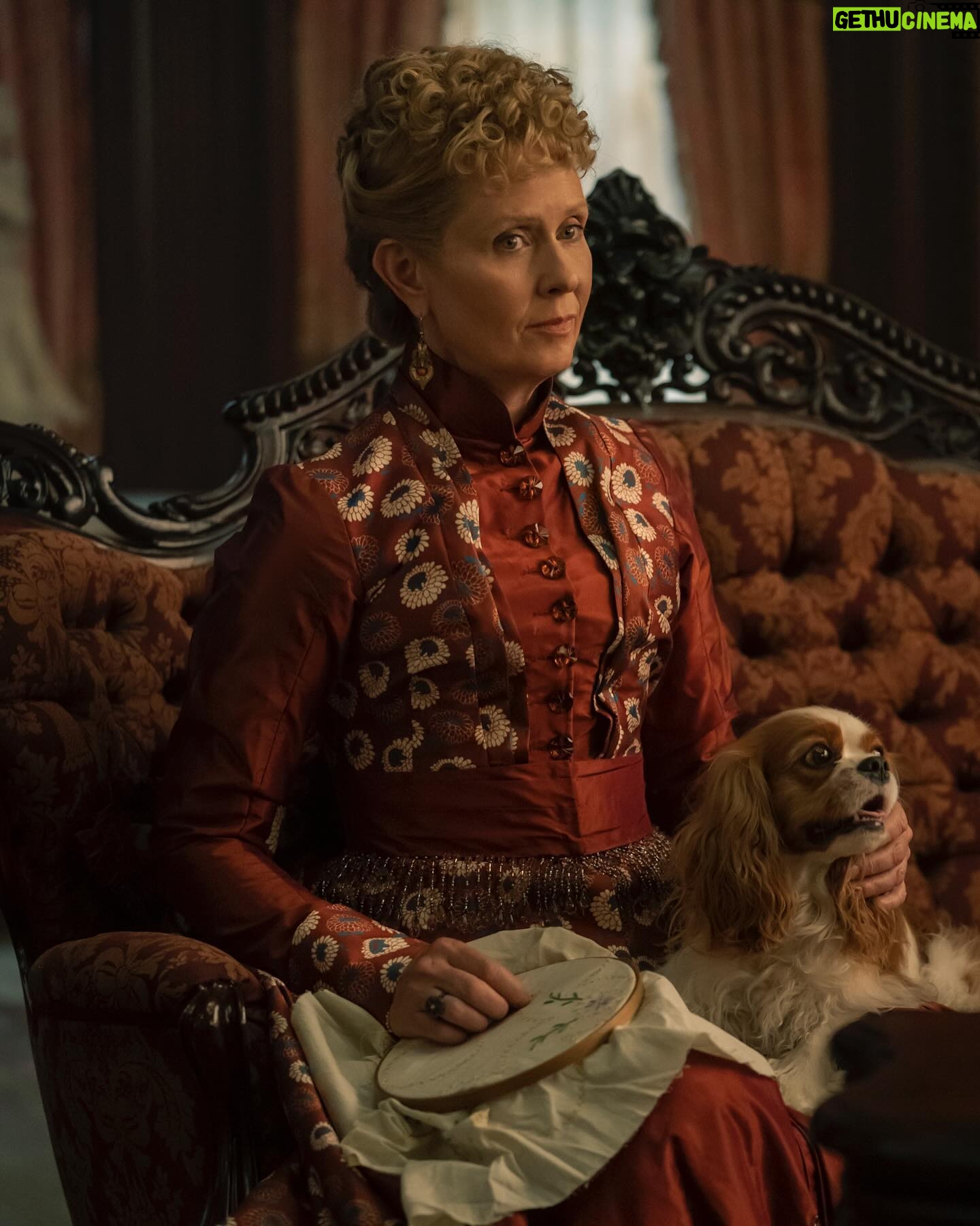 Cynthia Nixon Instagram - Sundays according to Miss Ada Brook, Pumpkin πΆ and my cat Aurora π» ICYMI, @GildedAgeHBO is back to grace your Sunday evenings!! Episode 3 of S2 premieres tonight and I think you will *love* to see what Ada is up toβ¦ ππ πΊ 9 PM on @HBO and @StreamOnMax