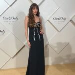 Cynthia Samuel Instagram - Last night at the @ooonezaabeel opening with the One & Only @jlo 💫 Dress: @maisonvalentino Makeup: @charlottetilburyarabia @rehamkhalifaa Hair: @callme.jazmin Pics: @humanagementme @mk.visionn