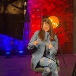 Cynthia Samuel Instagram - ‏شوفوا كيف أتحدى نفسي مع أحلى زملاء من زوجة واحدة لا تكفي على برنامج That’s my Jam على MBC1 @mbc1 Styling : @omziag Outfit: @georgeshobeika @jadhobeika @andreawazenofficial Glam: @assaadhairdesign @yarabazounmakeup