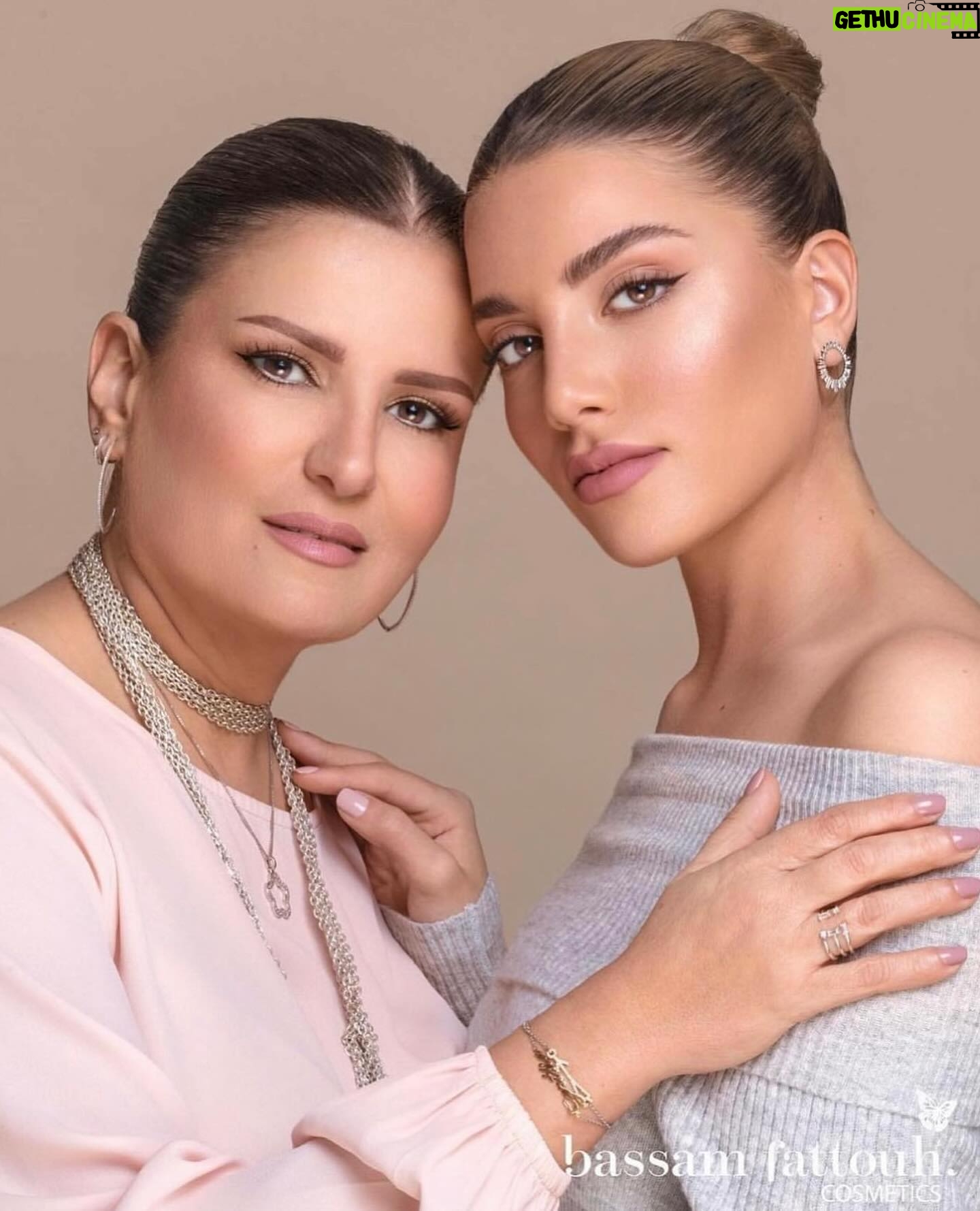 Cynthia Samuel Instagram - Happy Mother’s Day to the incredible woman who gave me life, love, and endless support. Your strength, kindness, and unwavering dedication inspire me every day. Thank you for being my cheerleader in life and for filling our home with so much warmth and love. I am beyond grateful to call you my mom. Here’s to celebrating you today and always. I love you more than words can express. Happy mother’s day to all the super moms out there 💖