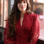 Cynthia Samuel Instagram - استعدوا لرمضان 2024 مع عرضي الجديد زوجة واحدة لا تكفي، عرض مليئ بالدراما والكوميديا ​​والكثير من المفاجآت! أتمنى أن تعجبكم شخصيتي الجديدة يارا #Repost @shahid.vod ・・・ لها عالمها، وله عالمه... ولكن ⚠️ مسلسل #زوجة_واحدة_لا_تكفي يعرض في رمضان حصرياً على #Shahid أقوى النجوم وأضخم الأعمال في مكان واحد #رمضان_معانا #حكايات_لا_تنتهي @eaglefilmsprod @jamalsannanofficial @ali_alali83 @hudahussain @magedelmasryofficial @aytenamer @hebahamada @nour @me_alsafi @ahmad_iraj @hamad_ashknani @nasseraldossri @altararwah @dhary_radi @mohammed_ashkanani81 @sahoora44 @lulu_almulla1 @lailaabdallah @zainabahman.87 @shaaimayounes