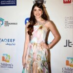 Cynthia Samuel Instagram - Grateful for the opportunity to be present at the @ccclebanon gala dinner last night and hear the courageous voices of the children who inspire us all. Let’s continue to support them in their journey towards healing and hope. 💛 @ccclebanon Dress: @georgeshobeika @jadhobeika Makeup : me 😜 Hair: @theloftfifthavenue @cybelle_beddewe Accessories: @maisonvalentino