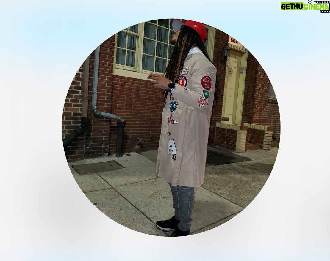 D.C. Young Fly Instagram - Life gon always have people who think they are experts givin mediocre advise !!!! Jus stay Tru to yoself cause this nigga got on a express rain coat with varsity jacket patches …. U open his jacket and see all the threads and heat press 😂😂😂😂😂😂 plus he still got the waist string still hangin so that mean he turn it into a bath robe too mr nasty man 😂😂😂😂😂