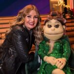 أبلة فاهيتا Instagram - عندما تلتقي اللذيذة مع الألذ والحلوة مع الأحلى.. الليلة دي الساعة ١١ لايف من #الدوبلكس على @ontv مع @youssra