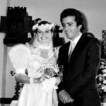 Débora Bloch Instagram – Sol de Verão, novela de Manoel Carlos que fiz em 1982, chega ao catálogo do @globoplay no projeto “Fragmentos”. Não é a novela completa, mas já dá pra matar aquela saudade dos anos 80 e da minha Clara. Nas fotos com os queridíssimos Tony Ramos, Irene Ravache, Jardel Filho, Beatriz Segal e Cecil Thiré.

#SolDeVerão #ManoelCarlos @beatriz_segall @ireneravacheoficial