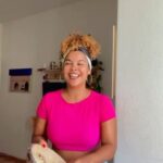 Débora Bloch Instagram - é talento que vocês querem? Temos @vitoriarrodrigues diretamente de Novo Rio, Igaci, Alagoas para a novela No Rancho Fundo. Estréia dia 15, na @tvglobo. #NoRanchoFundo