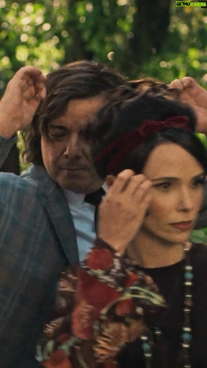 Débora Falabella Instagram - Irene e Álvaro, um casal improvável! Amanhã estreia #FimNoGloboplay e eu não vejo a hora de vocês conhecerem essa história!