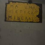 Débora Falabella Instagram - 🤍elevador preferido de SP e uma folga possível