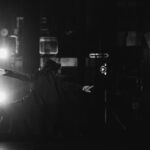 Débora Falabella Instagram – Bastidores do último ensaio do monólogo @primafaciebrasil com a @deborafalabellaoficial 
Ensaio aberto hoje no @teatroadolphobloch e a estreia na semana que vem