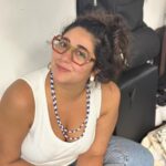 Débora Falabella Instagram – Sala de ensaio e equipe mais amada ❤️ @primafaciebrasil  Ingressos à venda. Link na bio