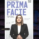 Débora Falabella Instagram – No Brasil, Prima Facie ganha uma versão inédita, dirigida por Yara de Novaes e com atuação de Débora Falabella! ✨

Ao redor do mundo, Prima Facie passou por diversos países, contando com diferentes atrizes interpretando a advogada Tessa. Na China, com Xin Zhilei; Turquia, com Olcay Yusufoglu; França, com Élodie Navarre; Espanha, com Vicky Luengo; Sérvia, com Masa Dakic; Nova Zelândia, com Cassandra Woodhouse; Alemanha, com Caroline Junghanns; Áustria, com Anna Rieser, e Bélgica, com Mathilde Rault.

A primeira estreia do espetáculo foi em 2019, no Stables Theatre, Austrália. A produção, dirigida por Lee Lewis e estrelada por Sheridan Harbridge, foi exibida de 17 de maio a 22 de junho. Ganhou o Prêmio AWGIE de Drama de 2020 e o Prêmio AWGIE Principal de 2020 do Australian Writers’ Guild. A produção foi reprisada em 2021, apresentada pela Griffin Theatre Company e pelo Seymour Centre e novamente em 2023, pela Melbourne Theatre Company.

Estrelado pela atriz Jodie Comer, a peça estreou no West End em 2022, no Harold Pinter Theatre, exibida de 15 de abril a 18 de junho. Também fez sua estreia na América do Norte, na Broadway, na primavera de 2023. Foi indicada a cinco prêmios Laurence Olivier, com vitórias de Melhor Nova Peça e Melhor Atriz para Jodie Comer, que posteriormente ganhou um Tony Award pelo mesmo papel na Broadway.

Prima Facie – Teatro Adolpho Bloch
| Ensaio aberto: 26, 27 e 28 de abril
|Temporada: 02 de maio a 30 de junho
| De quinta a sábado, às 20h | Domingo, às 18h
| Ingressos à venda no link na bio

Patrocínio: Windsor Hotéis (@windsorhoteis)
Texto: Suzie Miller (@suziemillerwriter)
Direção: Yara de Novaes (@yaradenovaes)
Tradução: Alexandre Tenório
Produção Executiva: Catarina Milani (@catamilani)
Direção de Produção: @luciano_br @edsonfieschi 
Cenário: André Cortez @andrecortez2004
Figurino: Fábio Namatame @fnmtme
Iluminação: Wagner Antonio @wagnerantonio
Trilha sonora: Morris 
Consultoria jurídica: Maria Luiza Gomes (@marialuizagomes) e Mateus Monteiro (@mateusminteiro1)
Assistentes de direção: Ivy Souza (@ivysouz) e Renan Ferreira (@renanferreira)
Coordenação administrativa: Coarte
Realização: Borges & Fieschi Produções e Antes do Nome