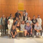 Débora Falabella Instagram – Muito amor por essa equipe!  Que sorte! Obrigada !! ❤️@yaradenovaes  @fnmtme @andrecortez2004 @morris.p_oficial @wagnerantonio @luciano_br @ivysouz @catamilani @renanferreira @edsonfieschi @dimitriluppi @alicecruzsantos @renatodarin Juan Rodrigo @primafaciebrasil @rockenbachantonio @vitega Ricardo Lígia Allan Tooca André Sales @primafaciebrasil