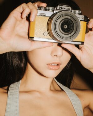 Dada Chan Instagram - 💛Zfc @nikonhongkong
 📸 @ctkkit 
 #zfc #nikonhongkong