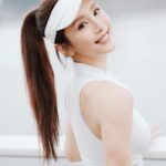 Dada Chan Instagram – COFFEESWEAT NEW COLLECTION LAUNCH🤍 
Summer Activewear Anywhere Collection.
雖然活動中途下雨，但看見來的女生們無懼風雨繼續跟coffee做運動，令我心情很激昂，欣賞女性嘅凝聚力🫶🏻愛運動的女生無論外在和內在都是最強韌的💪🏻我們是最強的！
Life isn’t about waiting for the storm to pass but learning to dance in the rain!

@coffeesweat_ 
@coffee89921 
@ghlchan 
@harbourcity 
@ipshkg 
#coffeesweat #coffeelam #workout #workoutwithcoffeesweat #yoga #harbourcity