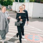 Dagi Bee Instagram – Danke OMR 2024 | @officially_omr ♥️
2019 war Ich das letzte Mal dabei & dieses Jahr durfte Ich wieder einen Talk auf der Bühne zusammen mit @martinwroblewski | @social_match über Hype, Hate, Skandale & Negativpresse führen ✨ Es war mir eine Ehre & freue mich riesig ,dass so viele dabei waren & zugehört haben ( auch wenn die legendären OMR PARTYS bis tief in die Nacht gingen 😂🍸 ) DANKE! Wart Ihr auch dieses Jahr auf der OMR ? Wenn ja – was hat euch am besten gefallen? 🫶🏼 #omr24
