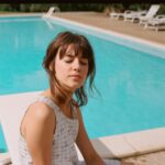 Daisy Edgar-Jones Instagram - Marianne having a breather 🌞 @endabowe