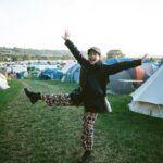 Daisy Edgar-Jones Instagram - So hot you’re hurting my feelings ✌️🌞🌧 thank you @glastofest