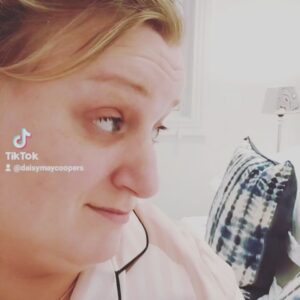 Daisy May Cooper Instagram - Partying with myself in lockdown