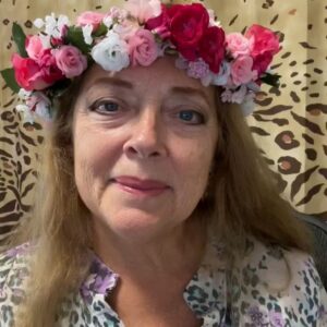 Daisy May Cooper Instagram - Penguin still aren't paying me my final installment, despite doing all the press/ everything they fucking asked for with the book. So I am refusing to communicate unless it's through carol Baskin